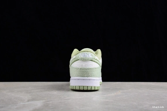 Pack SE Dunk Low DQ7579-300 Honeydew Nike Fleece 0816